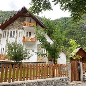 https://bujtina-tinari-theth.albaniahotels.org
